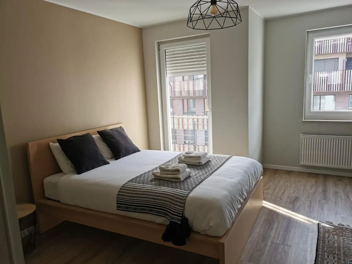 Trendy 2 Bedroom Apartment With Private Terrace&Parking Luxembourg